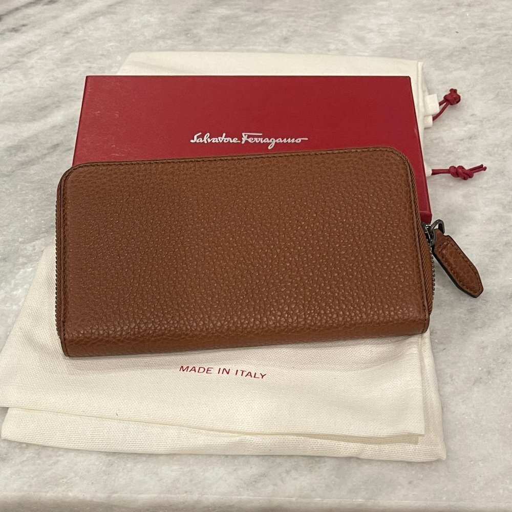 Ferragamo 66-0907/02 Men's Brown/Blue Leather Continental‎ Travel Wallet - Picture 2 of 12